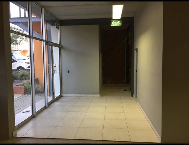 INDUSTRIAL PROPERTY TO RENT IN SAMRAND BUSINESS PARK